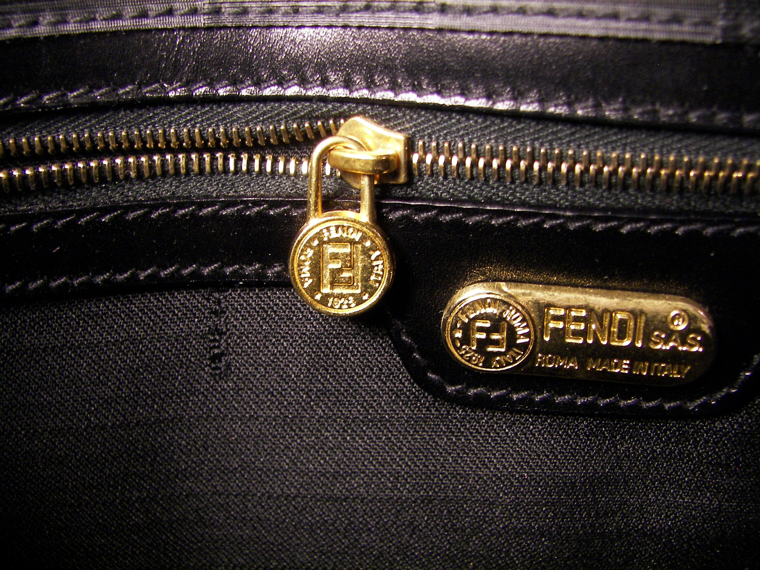 how to tell if a vintage fendi bag is real